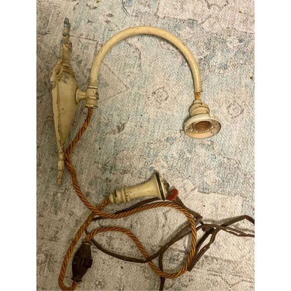 Antique Neoclassical Urn Style Brass Single Wall Sconce for repair - Picture 2 of 8